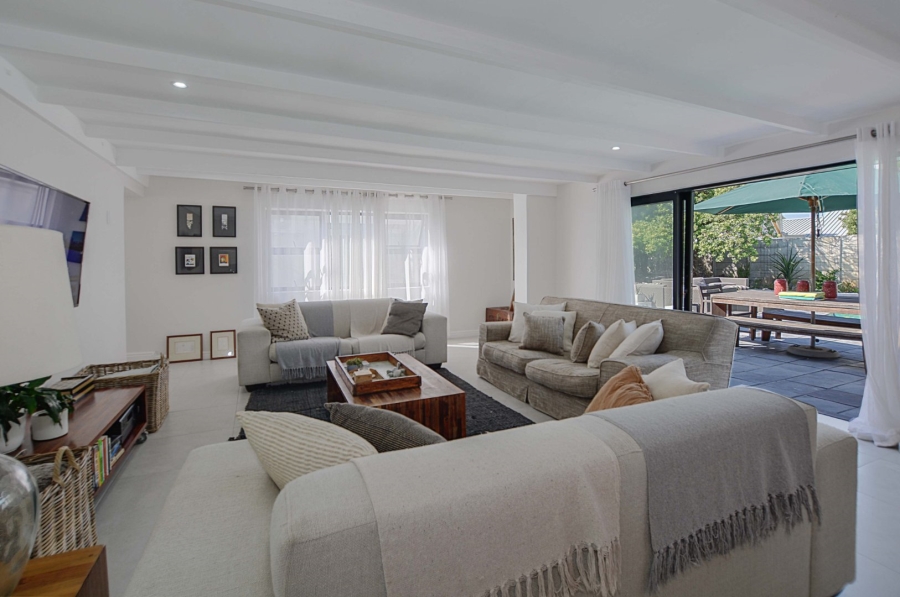 4 Bedroom Property for Sale in Blouberg Rise Western Cape